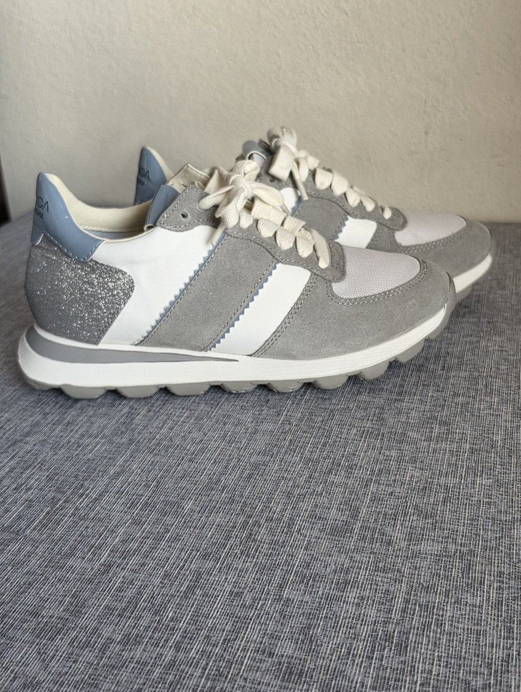 Geox Respira Spherica Vintage Series Blue Gray White Glitter Sneakers Size 6